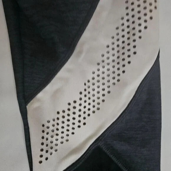 PINK Victoria's Secret Women's  Full Length Color Block Ultimate Leggings Size L - Picture 9 of 16